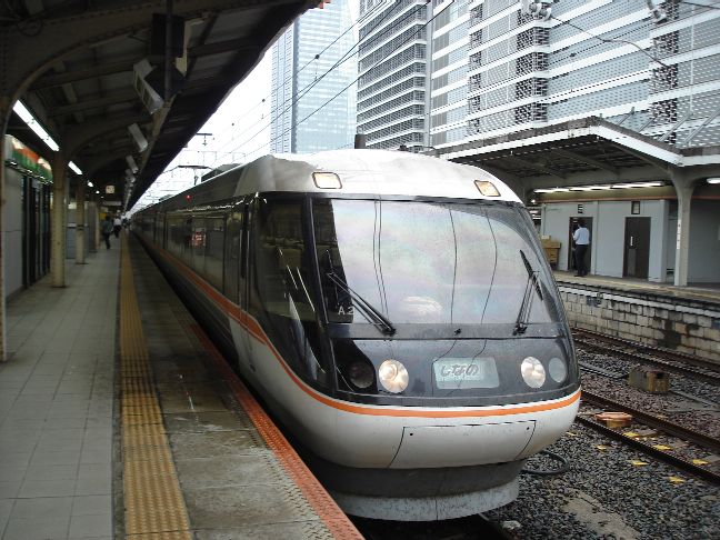 特急しなの 383系
