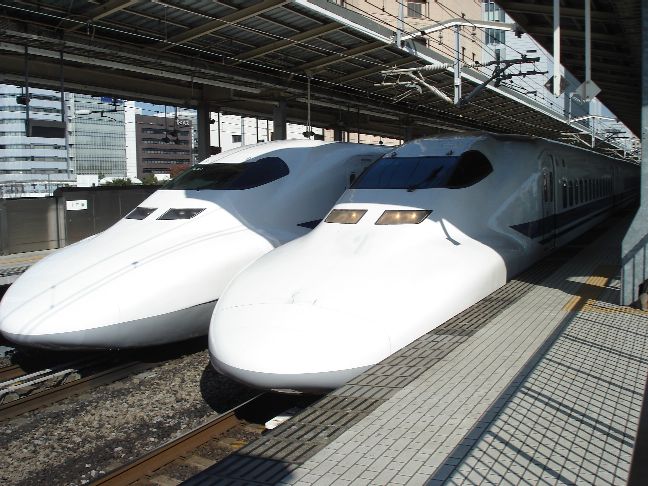 700n̕