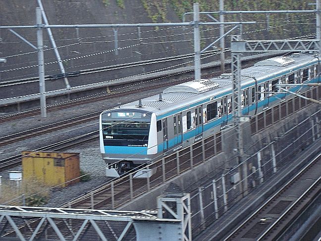 京浜東北線E233系