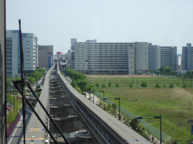 多摩都市モノレール 高松−立川北 間