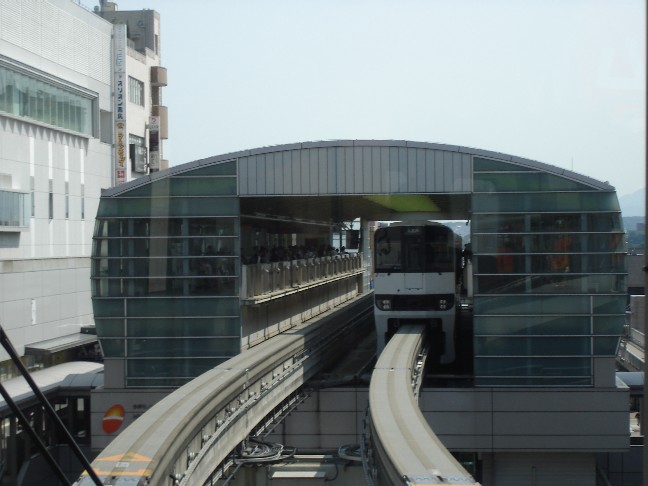 多摩都市モノレール 立川南駅