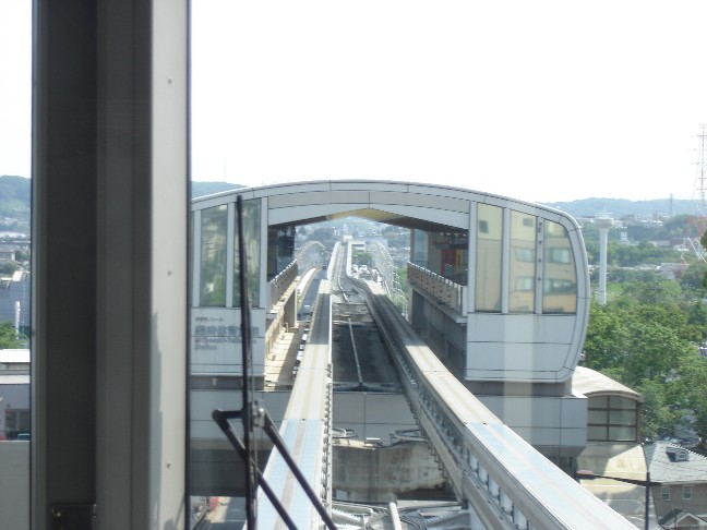 多摩都市モノレール 柴崎体育館駅