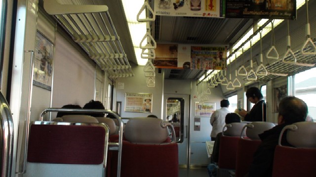 近鉄電車車内