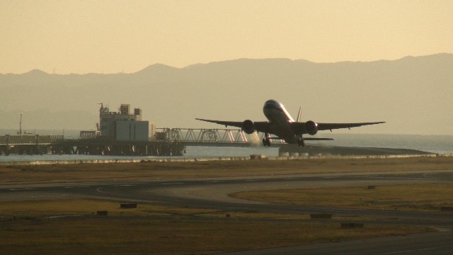 関西空港 離陸